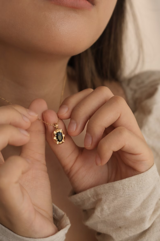 Collier femme doré, raffiné – Vente Flash Bijoux