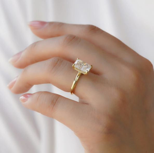 Bague femme dorée ou argentée, solitaire, moissanite – Vente Flash Bijoux