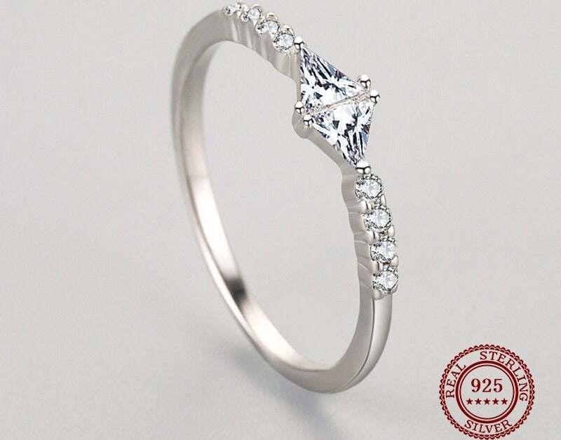 Bague femme argentée, zircon cubique, raffiné, minimaliste – Vente Flash Bijoux