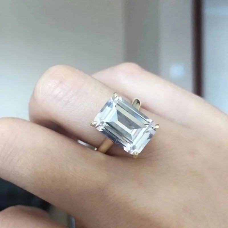 Bague femme dorée, pierres brillantes – Vente Flash Bijoux