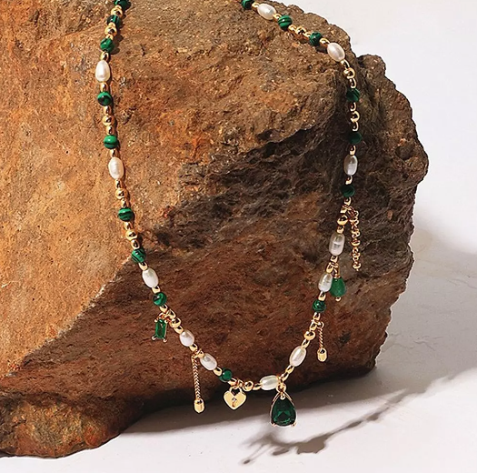Collier femme doré, perles – Vente Flash Bijoux