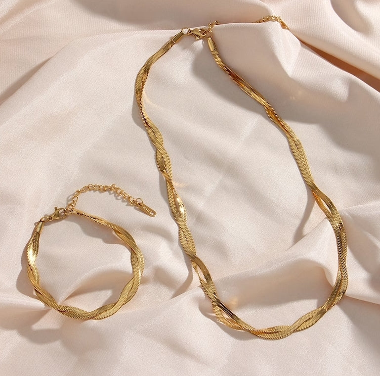 Parure femme dorée, chaîne, raffiné – Vente Flash Bijoux