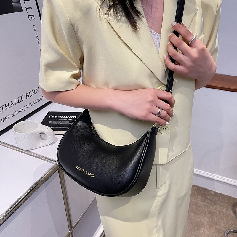 Sac bandoulière, en cuir, bohème, raffiné – Vente Flash Bijoux