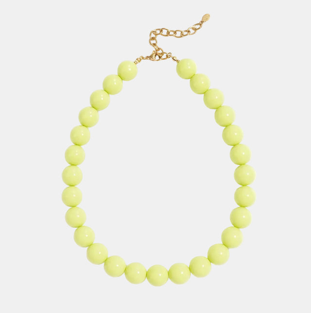 Collier court à grosses perles colorées