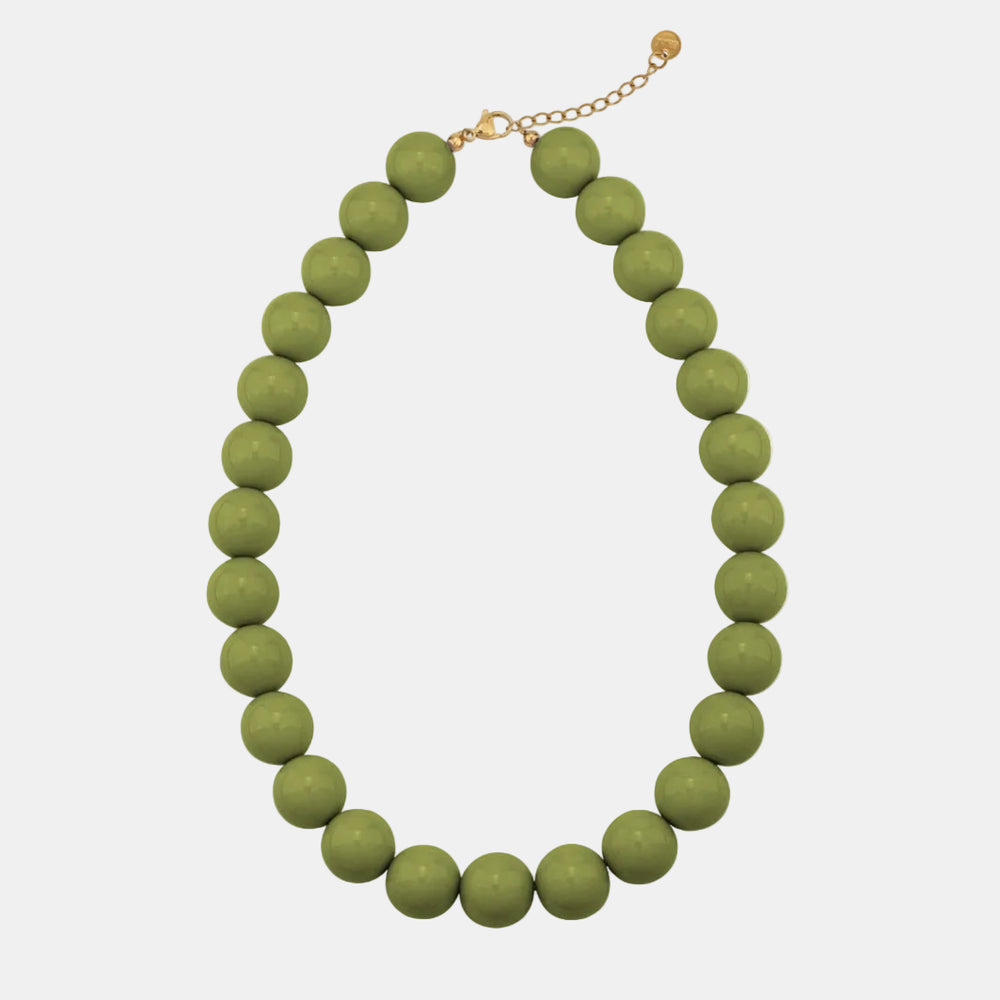 Collier court à grosses perles colorées