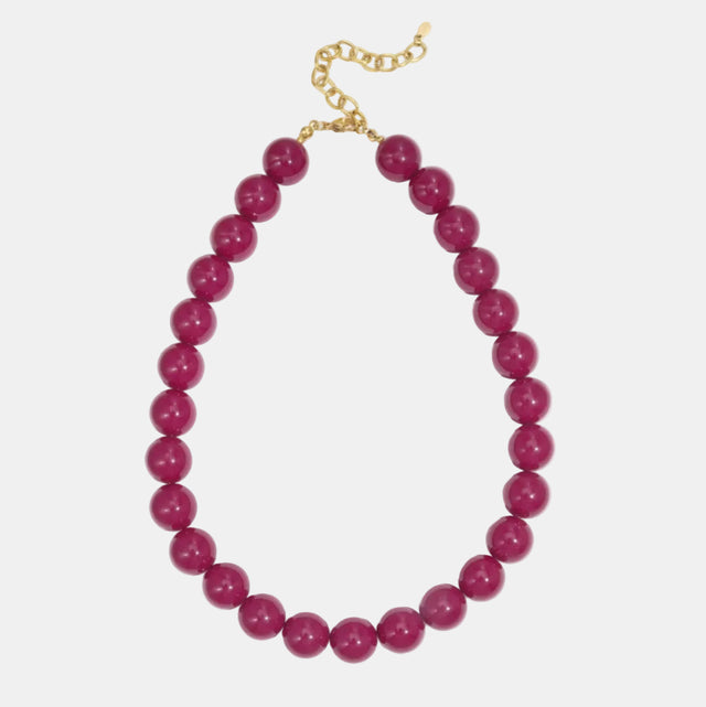 Collier court à grosses perles colorées