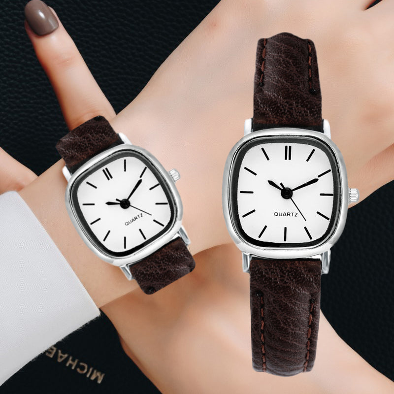 Montre femme à quartz, bracelet cuir, tendance – Vente Flash Bijoux