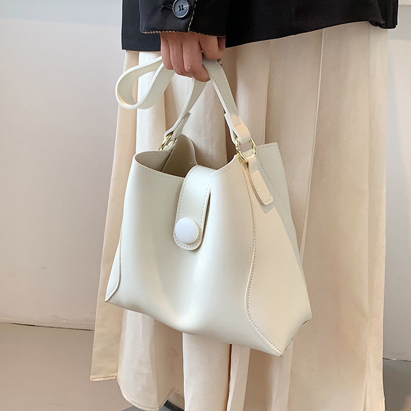 Sac bandoulière, en cuir, élégant – Vente Flash Bijoux