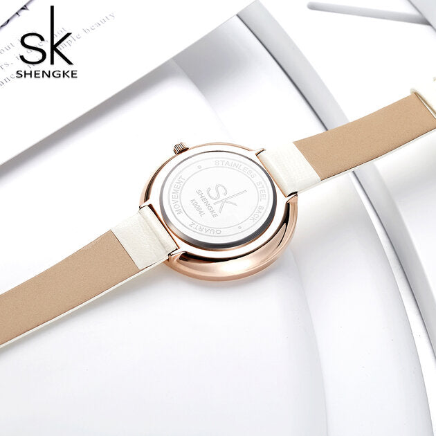 Montre femme à quartz, bracelet cuir – Vente Flash Bijoux