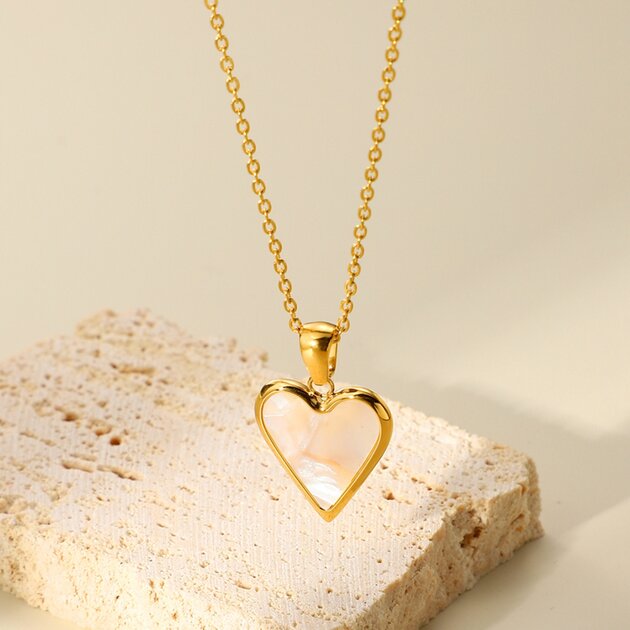 Collier femme doré, cœur – Vente Flash Bijoux